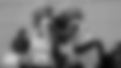 Packers T/G Sean Rhyan