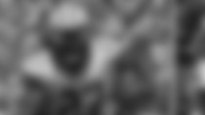 160916-five-key-matchups-lacy-defense-600.jpg