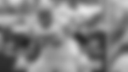 151218-five-key-matchups-players-bulaga-mack-600.jpg