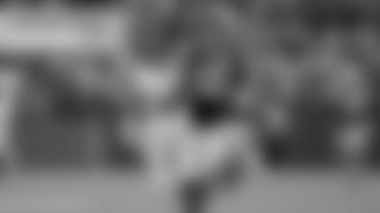 180816-steelers-locker-room-report-2560