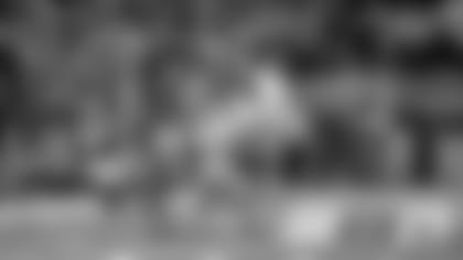 Former Packers TE Richard Rodgers (82) catches a 61-yard Hail Mary throw from QB Aaron Rodgers