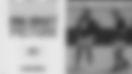 Quarterbacks Jordan Love and Aaron Rodgers