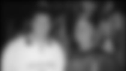 091204fanmemories200_4.jpg