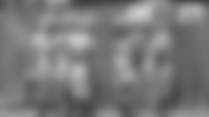 Offensive line group