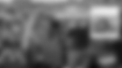 180726-social-reactions-2560