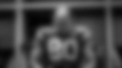 Look inside the Packers locker room before and after Monday's win over the San Francisco 49ers.