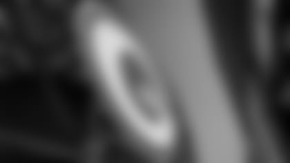 181121-donation-2560