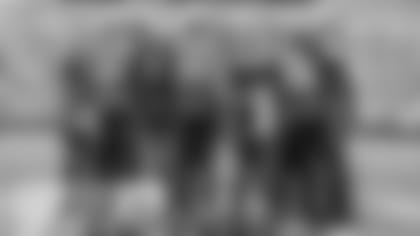 Packers offensive huddle