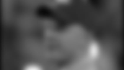 041025bevell_a.jpg