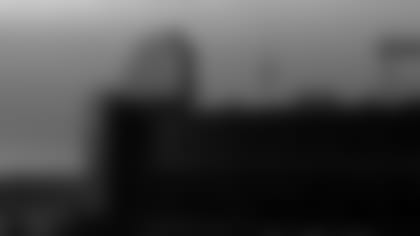 190404-gameday-employee-release-2560