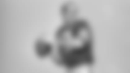 191010-zeke-bratkowski-action-2560