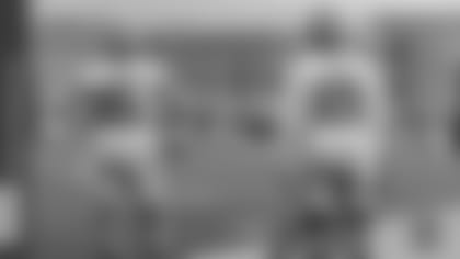 TE Robert Tonyan & Marcedes Lewis