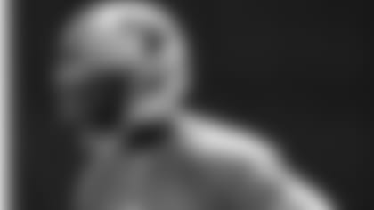 120524_newton_inside2.jpg