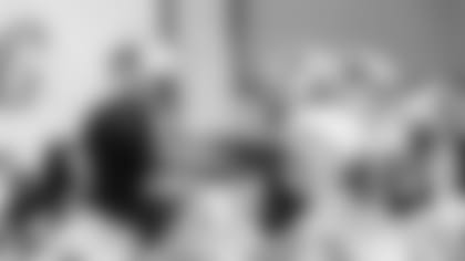 Tommy Tremble, Frankie Luvu