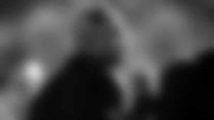 Eric Washington on the sideline in Tampa Bay