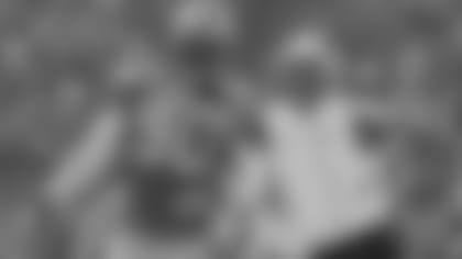 171018_opposing_inside.jpg