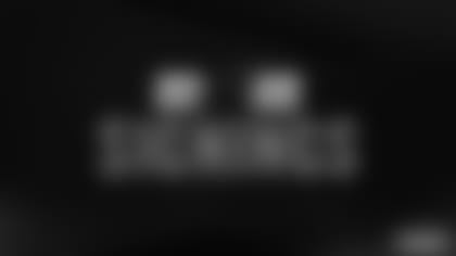 Panthers_2022_Signings_lowes