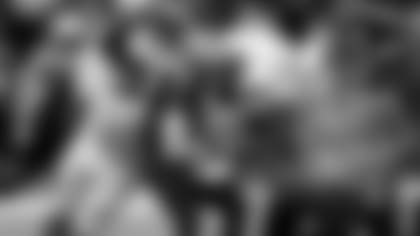 Kyle Love sacks Drew Brees