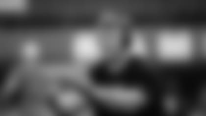 221016 Panthers at Rams-085