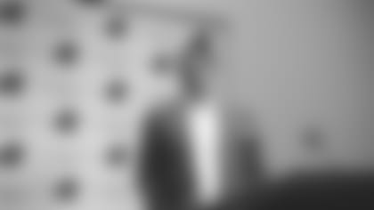 191204ronriverapresser_164