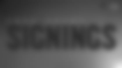 FreeAgentSignings_Lowes