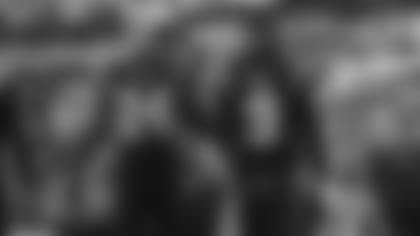 AJ Bouye and Stephon Gilmore talking