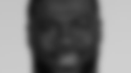 220x235-20120713-thomas.jpg