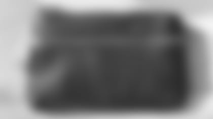 20140828_clutches_urban.jpg