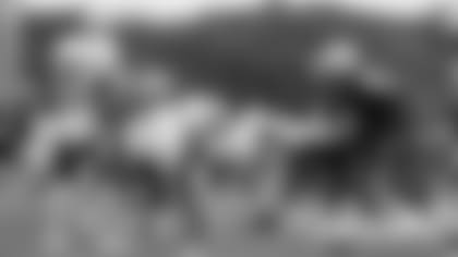 offense-vs-defense-pads-ds-wm-tcamp