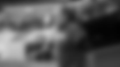 New England Patriots head coach Bill Belichick walks onto the field before an NFL football game between the Pittsburgh Steelers and the New England Patriots in Pittsburgh, Sunday, Oct. 23, 2016. (AP Photo/Don Wright)