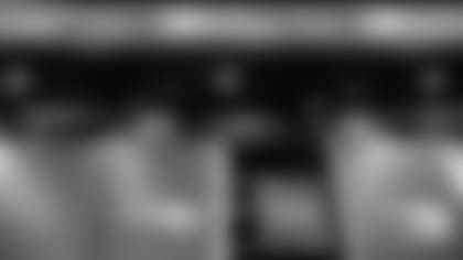 2500x1406-locker-room-eja