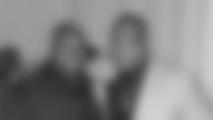 Terrance Knighton — Twitter (MisterRoast98): Me and the legend @wilfork75