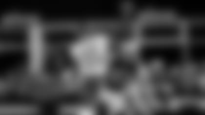 2500x1406-mahones-van-noy