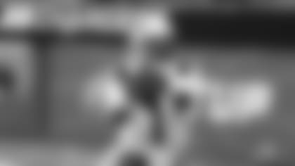 Cam-Newton-2500-Espanol-1