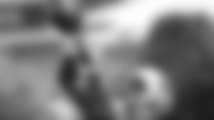 Kyle Van Noy – Instagram (@realkylevannoy): Back to back!! My baby/My rider/My love! We coming for it all..... #notdone