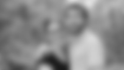 Gwen Taylor and Jeff Lindy of Brookline, Mass. were selected as 2019 Patriots Difference Makers of the Week for their volunteer efforts at Hospitality Homes. Gwen and Jeff have been invited to take part in a special in-game ceremony at the Patriots final regular season home game against the Miami Dolphins on Sunday, Dec. 29.