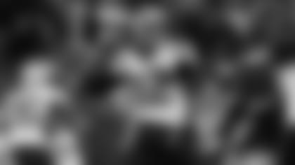 New England Patriots' Tom Brady plays during the first half of an NFL football game against the Philadelphia Eagles, Sunday, Nov. 17, 2019, in Philadelphia. (AP Photo/Michael Perez)