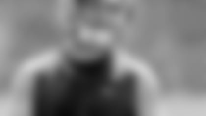 220x275-20120717-welker.jpg