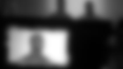 AmericasGame_McCourty Twins 3