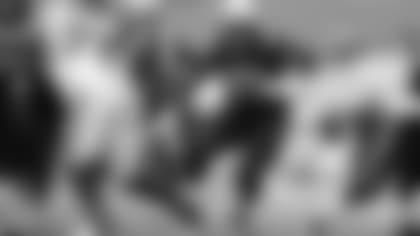 Patriots offensive lineman Michael Onwenu (71).