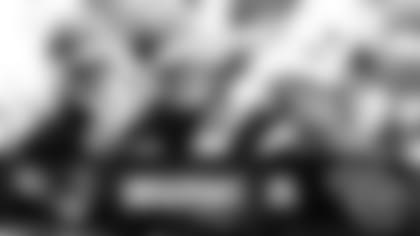 The Patriots were outplayed from start to finish in their 34-10 loss to Tennessee to drop to 7-3.