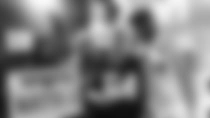 20181023-2500x1406-cheerleaders1