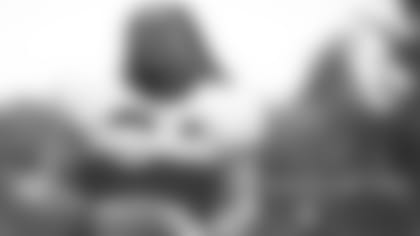 Marshawn-Lynch-WPMOY-121118