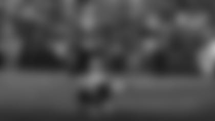 K Sebastian Janikowski kicks a 19-yard field goal.