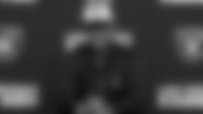 gus-presser-111121-thumb