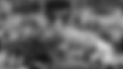 Raiders versus Seahawks line of scrimmage.