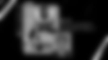 Martin_Action_Signed_1920x1080