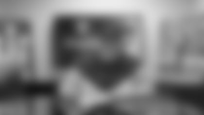 Defensive end Maxx Crosby signs a contract with the Oakland Raiders in Alameda, Calif., Thursday, May 2, 2019 at the Oakland Raiders Practice Facility.