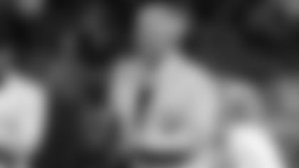 Dave_Casper_HOF_bust