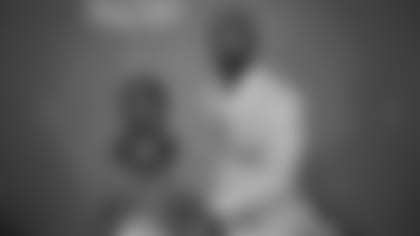 woodson-hof-bust-thumb